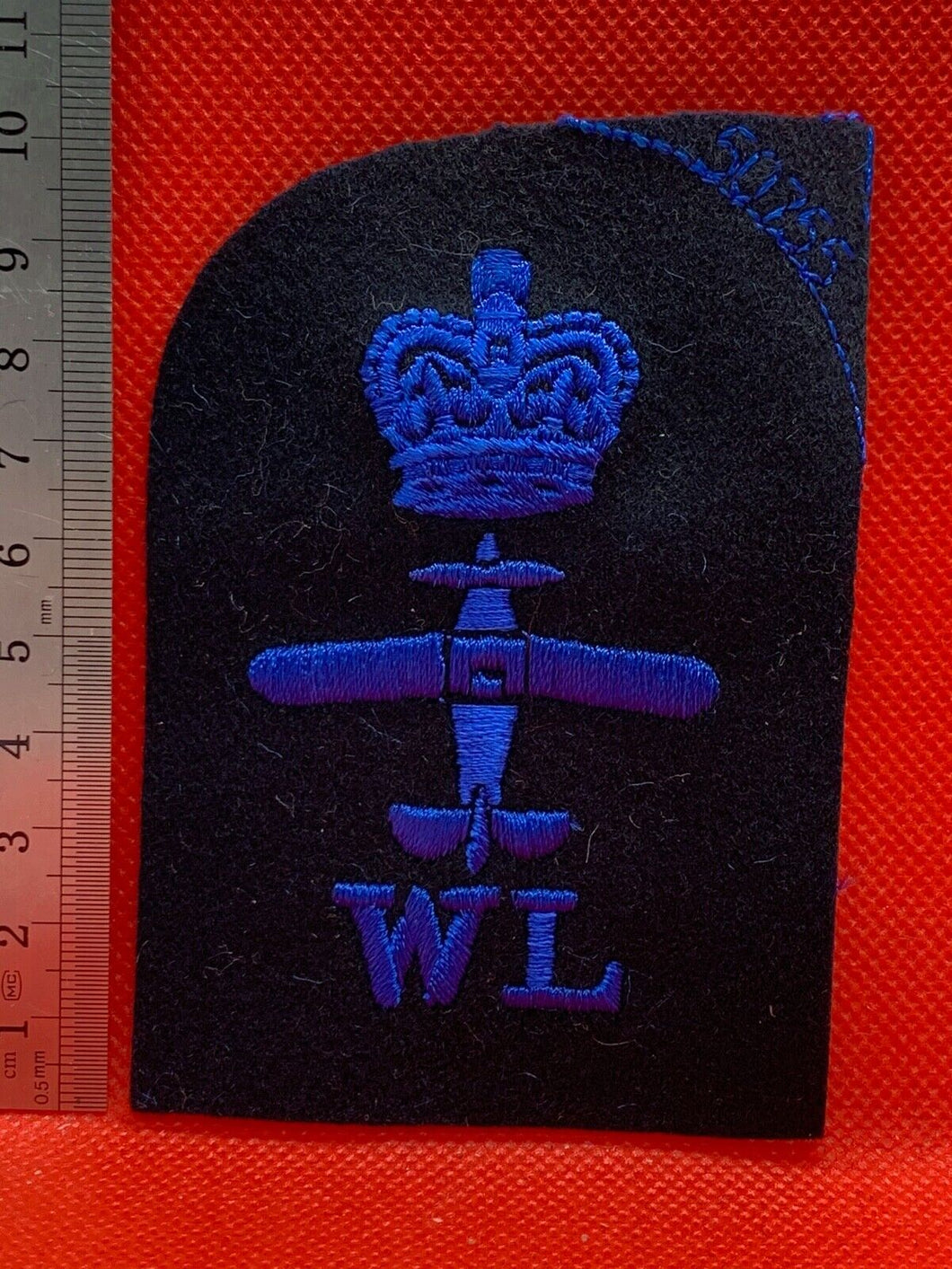 Unissued WOMEN'S ROYAL NAVY WRNs Trade Badge - Weapons Electrical - CPO - B10