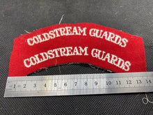 Load image into Gallery viewer, Pair of Uncut British Army COLDSTREAM GUARDS Shoulder Titles
