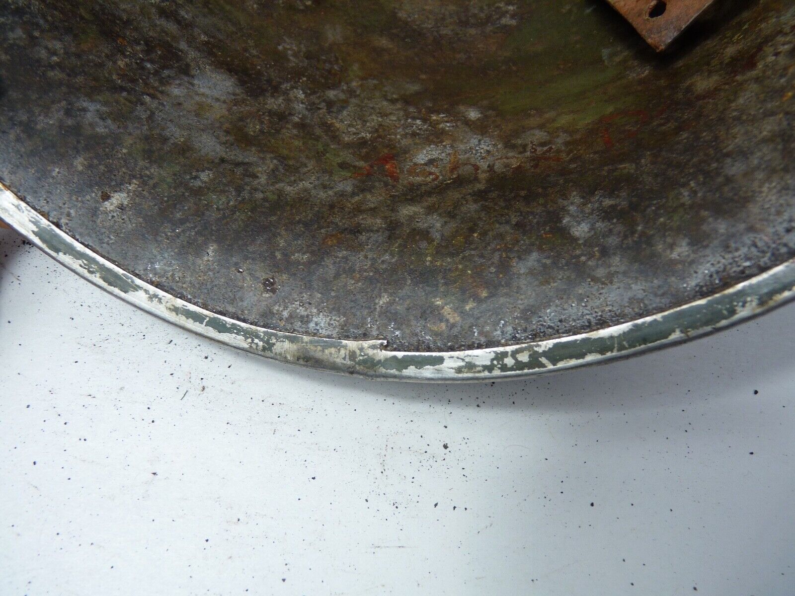 Mk3 Canadian / British Army Original WW2 Turtle Helmet High Rivet - The Militaria Shop