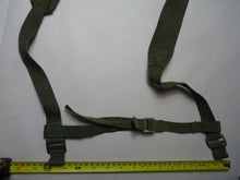 Load image into Gallery viewer, Original WW2 British Army 44 Pattern Shoulder Cross Straps Set - 1945 Dated
