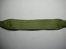 Charger l&#39;image dans la galerie, Original WW2 British Army 37 Pattern Shoulder Strap - 1945 Dated
