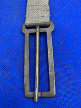 Charger l&#39;image dans la galerie, Original WW2 British Army 37 Pattern Brace Adaptors Pair
