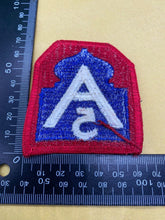 Lade das Bild in den Galerie-Viewer, An original US 5th Army Patch/Badge. In Brand New Unissued Condition.
