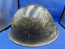 Charger l&#39;image dans la galerie, WW2 British / Canadian Army Mk3 Combat Turtle Helmet &amp; Liner - Camouflaged
