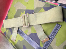 Charger l&#39;image dans la galerie, Original WW1 British Army 1908 Pattern Webbing Belt 36&quot; Waist
