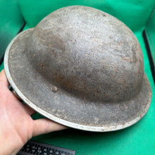 Lade das Bild in den Galerie-Viewer, British Army Mk2 Brodie Helmet - Original WW2 - South African Manufactured
