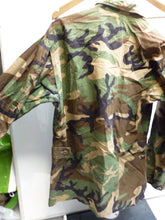 Load image into Gallery viewer, Genuine US Army Camouflaged BDU Battledress Uniform - 33 to 37 Inch Chest
