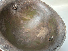 Load image into Gallery viewer, Mk3 Canadian / British Army Original WW2 Turtle Helmet High Rivet
