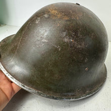 Charger l&#39;image dans la galerie, Original WW2 Helmet British / Canadian Army WW2 Mk3 Turtle Helmet
