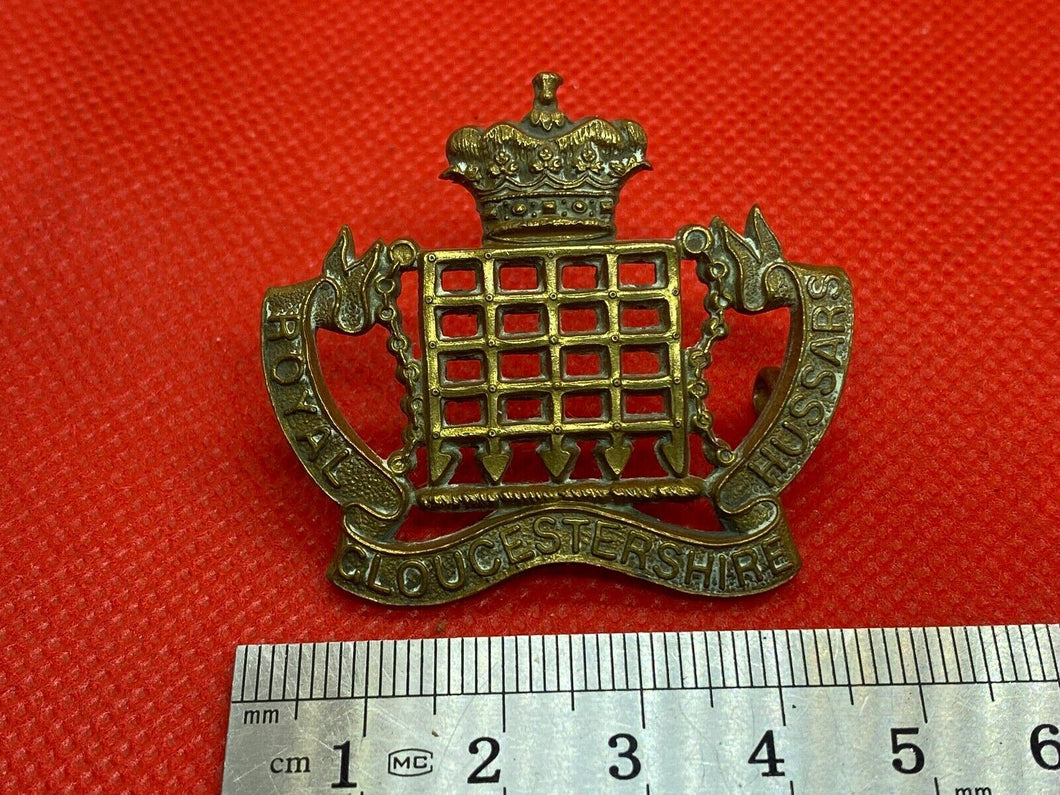 Original Victorian Crown Royal Gloucestershire Hussars Cap / Pouch Badge