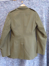 Load image into Gallery viewer, Genuine British Army No.2 Dress Uniform - 176/96/80
