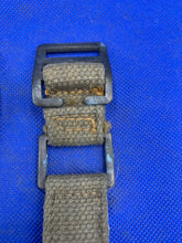 Charger l&#39;image dans la galerie, Original WW2 British Army 37 Pattern Brace Adaptors Pair - 1941
