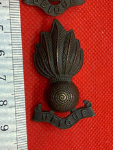 Charger l&#39;image dans la galerie, Original WW1 / WW2 Royal Artillery Officer&#39;s Bronze Collar Badges
