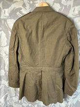 Lade das Bild in den Galerie-Viewer, Original US Army WW2 Class A Uniform Jacket - 40&quot; Large Chest - 1942 Dated
