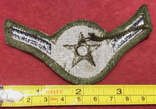 Load image into Gallery viewer, A modern United States Air Force Airmans rank sleeve qualification         B15 - The Militaria Shop
