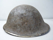 Load image into Gallery viewer, Mk3 Canadian / British Army Original WW2 Turtle Helmet High Rivet
