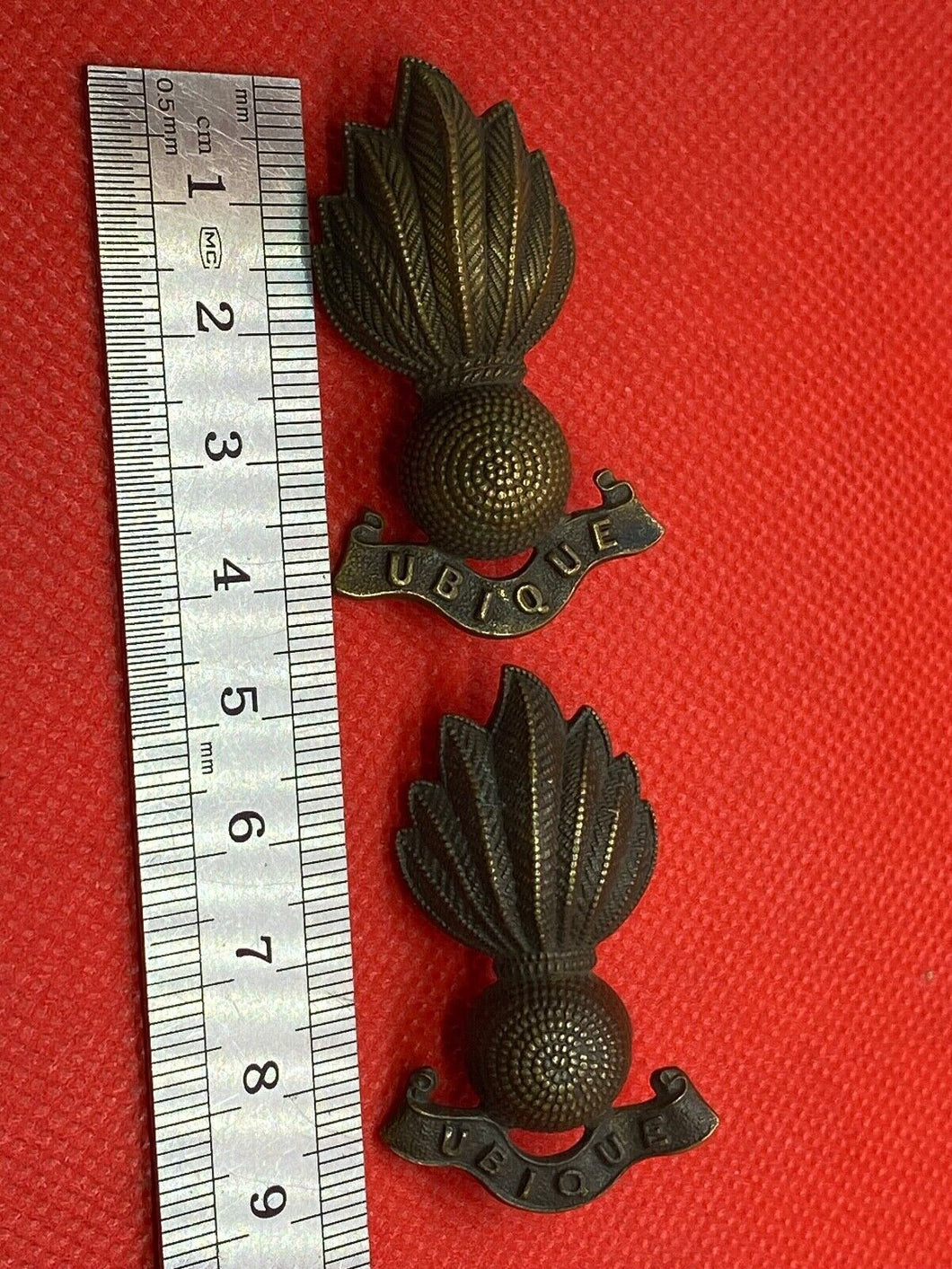 Original WW1 / WW2 British Army Artillery Officers Bronze Collar Badges - Pair