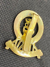 Load image into Gallery viewer, British Army 15th/19th The King&#39;s Royal Hussars Regiment Queen&#39;s Crown Cap Badge
