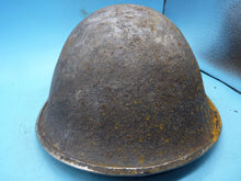 Lade das Bild in den Galerie-Viewer, Original WW2 Onwards British Army Mk4 Turtle Helmet - The Militaria Shop
