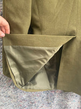 Load image into Gallery viewer, Genuine British Army No 2 Dress Jacket / Uniform / Tunic - 36&quot; Chest
