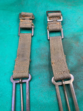 Charger l&#39;image dans la galerie, Original WW2 British Army 37 Pattern Brace Adaptors Pair - 1941 Dated
