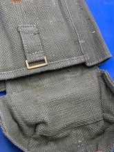 Charger l&#39;image dans la galerie, Original British Army 37 Pattern Bren Pouch - WW2 Pattern
