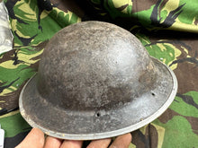 Charger l&#39;image dans la galerie, British Army Mk2 Brodie Helmet - Original WW2 - South African Manufactured
