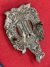 Load image into Gallery viewer, Original WW1 / WW2 British Army King&#39;s Own Scottish Borderer&#39;s Cap Badge
