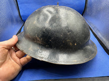 Lade das Bild in den Galerie-Viewer, Original British Army Mk1* Brodie Helmet &amp; Liner - WW1 / WW2 Combat Helmet
