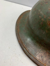 Charger l&#39;image dans la galerie, Original British Army Mk1* Brodie Helmet - WW1 / WW2 Combat Sevice Helmet
