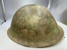 Lade das Bild in den Galerie-Viewer, Originaler Mk3 Turtle Kampfhelm der britischen/kanadischen Armee aus dem 2. Weltkrieg 
