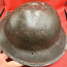 Lade das Bild in den Galerie-Viewer, Britischer Armee-Mk2-Brodie-Helm – Original aus dem 2. Weltkrieg – südafrikanische Herstellung 
