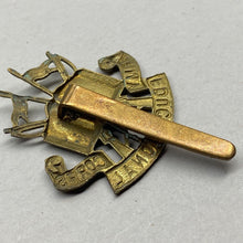 Load image into Gallery viewer, WW1 / WW2 British Army EDUCATION CORPS Brass Cap Badge.
