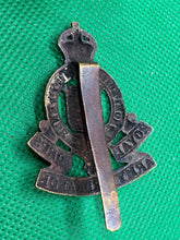 Load image into Gallery viewer, Original WW1 / WW2 British Army Royal Army Ordnance Corps Cap Badge
