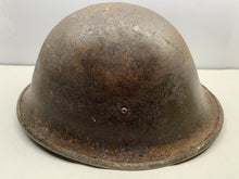 Charger l&#39;image dans la galerie, Geunine British / Canadian Army Mk3 WW2 Combat Helmet - Uncleaned Original
