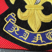 Load image into Gallery viewer, British Army The Kings Regiment Embroidered Blazer Badge
