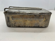 Charger l&#39;image dans la galerie, Original WW2 British Army Soldiers Mess Tin 2 Part Set - Used Original
