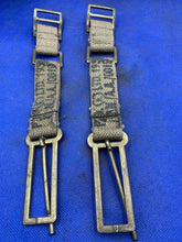 Charger l&#39;image dans la galerie, Original WW2 British Army 37 Pattern Brace Adaptors Pair
