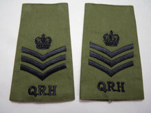 Charger l&#39;image dans la galerie, QRH Royal Horse OD Green Rank Slides / Epaulette Pair Genuine British Army - NEW
