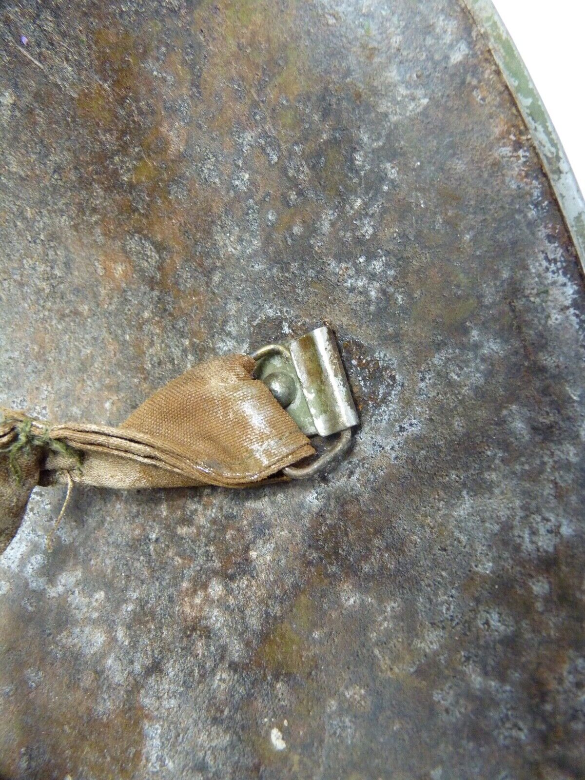 Mk3 Canadian / British Army Original WW2 Turtle Helmet High Rivet - The Militaria Shop