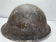 Lade das Bild in den Galerie-Viewer, Originaler Mk3 Turtle-Helm der britischen/kanadischen Armee aus dem 2. Weltkrieg 
