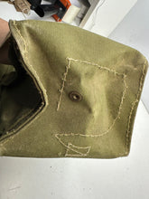 Lade das Bild in den Galerie-Viewer, Original WW2 British Army Assault Light Weight Gas Mask Bag 1943 Dated
