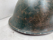 Charger l&#39;image dans la galerie, Original WW2 British / Canadian Army Mk3 Turtle Helmet
