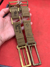 Charger l&#39;image dans la galerie, Original WW2 British Army 37 Pattern Brace Adaptor Pair
