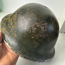 Charger l&#39;image dans la galerie, British / Canadian Army WW2 Mk3 Turtle Helmet 1944 Dated - Original WW2 Helmet
