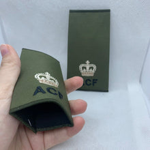 Load image into Gallery viewer, Cadet ACF OD Green Rank Slides / Epaulette Pair Genuine British Army - NEW
