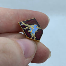 Charger l&#39;image dans la galerie, Pegasus Parachute Reg - NEW British Army Military Cap/Tie/Lapel Pin Badge #140
