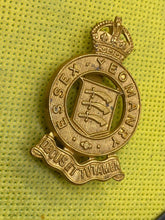 Load image into Gallery viewer, British Army - Sussex Yeomanry Cap Badge
