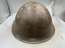 Charger l&#39;image dans la galerie, Original WW2 British / Canadian Army Mk3 Turtle Combat Helmet
