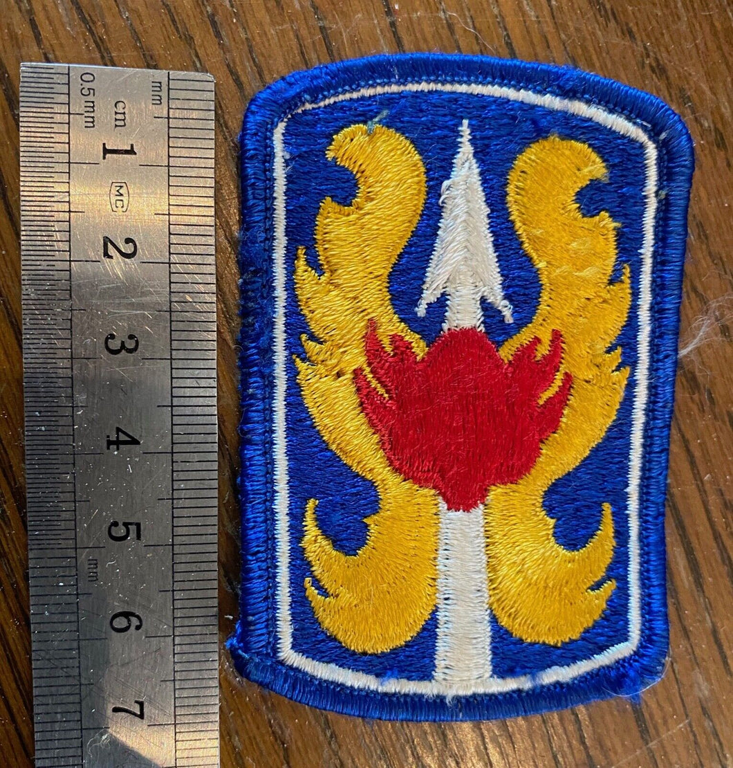 A WW2 / post war US Army Division cloth patch / shoulder badge.